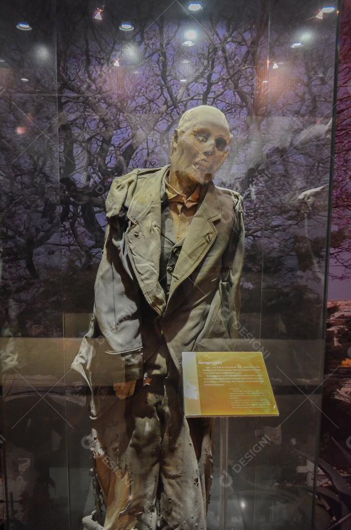 El Museo De Las Momias, múmias de Guanajuato, enterradas em 1833 devido a uma epidemia de cólera