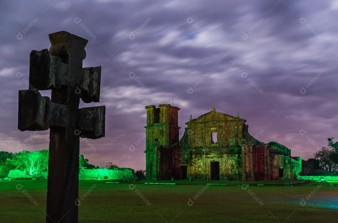 Parte do sítio da UNESCO - Missões Jesuítas dos Guaranis: Igreja, Ruínas de São Miguel das Missões