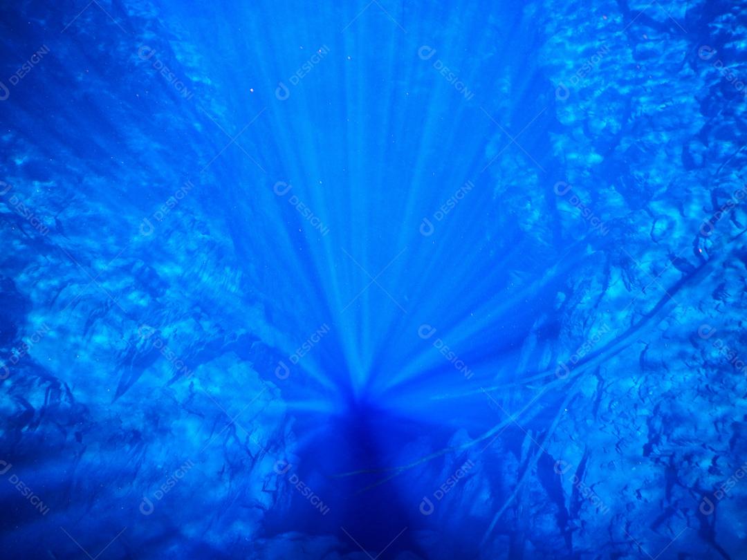 Lagoa misteriosa, bela lagoa de águas transparentes de azul turquesa, localizada na cidade de Bonito