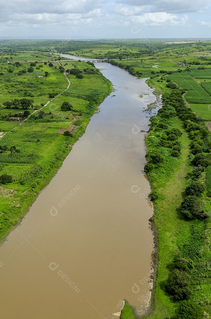 Agricultura avança e derruba mata ciliar do Rio Paraíba em Sobrado, Paraíba, Brasil em 2 de julho de 2008. Vista aérea-6