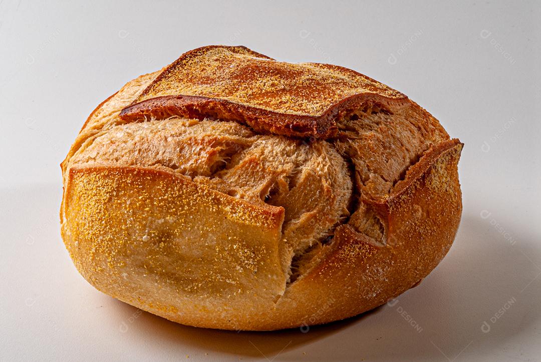 Pão comida italiano tradicional sobre fundo branco