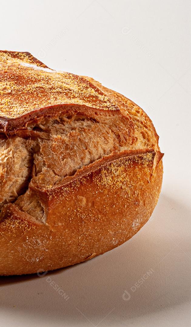 Pão comida italiano tradicional sobre fundo branco