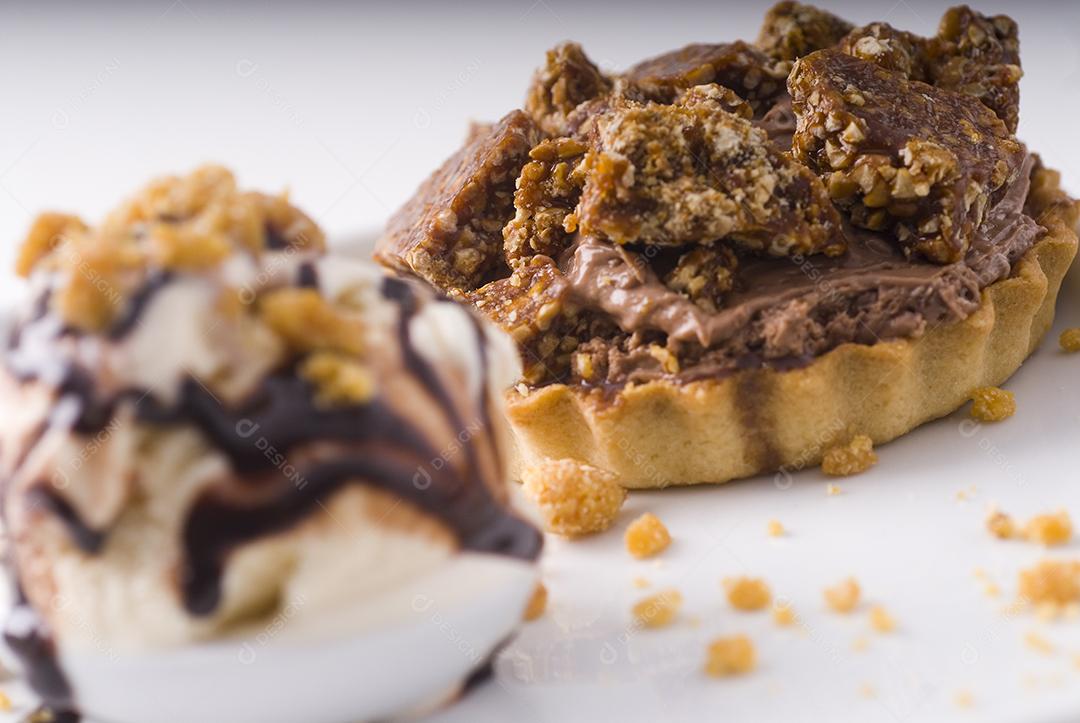 Comida noz-pecã Torta sobre fundo desfocado