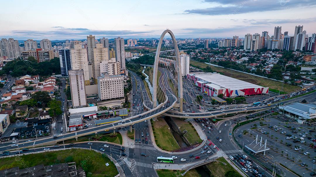 Aerial view of the cable bridge in São José dos Campos known as the innovation arch