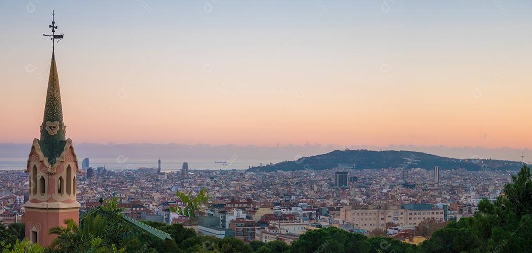 Vista panorâmica da cidade de Barcelona de alto ângulo.