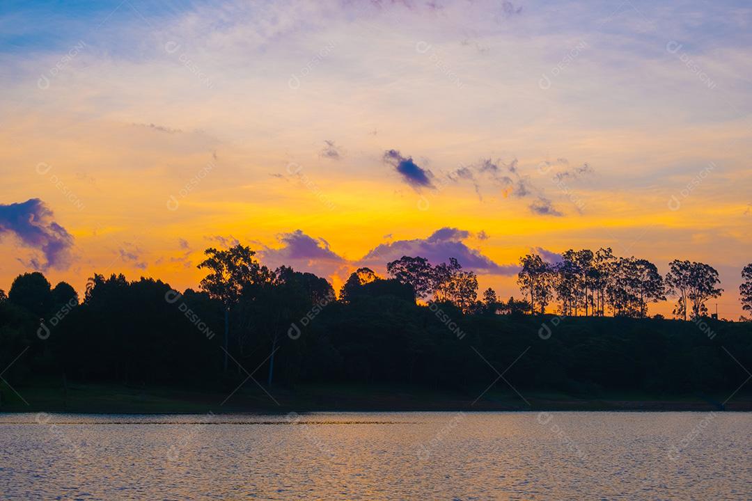Vista do píer da Represa Ibiuna.