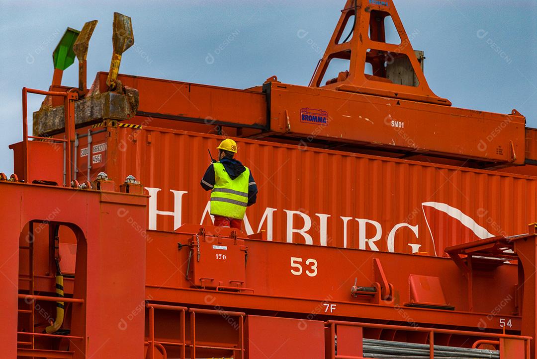 navio importação exportação naval marítima importar carga