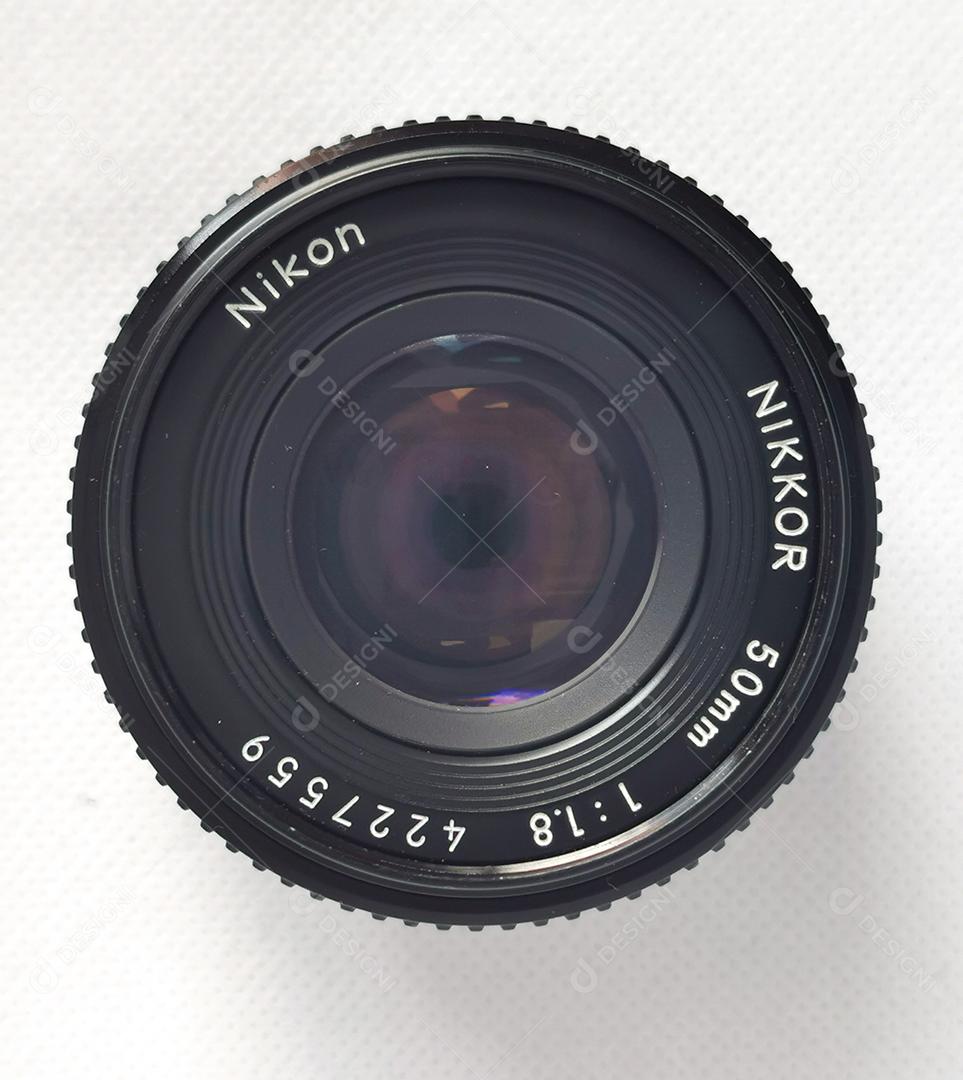 Lente Nikon vintage 50mm F1.8..