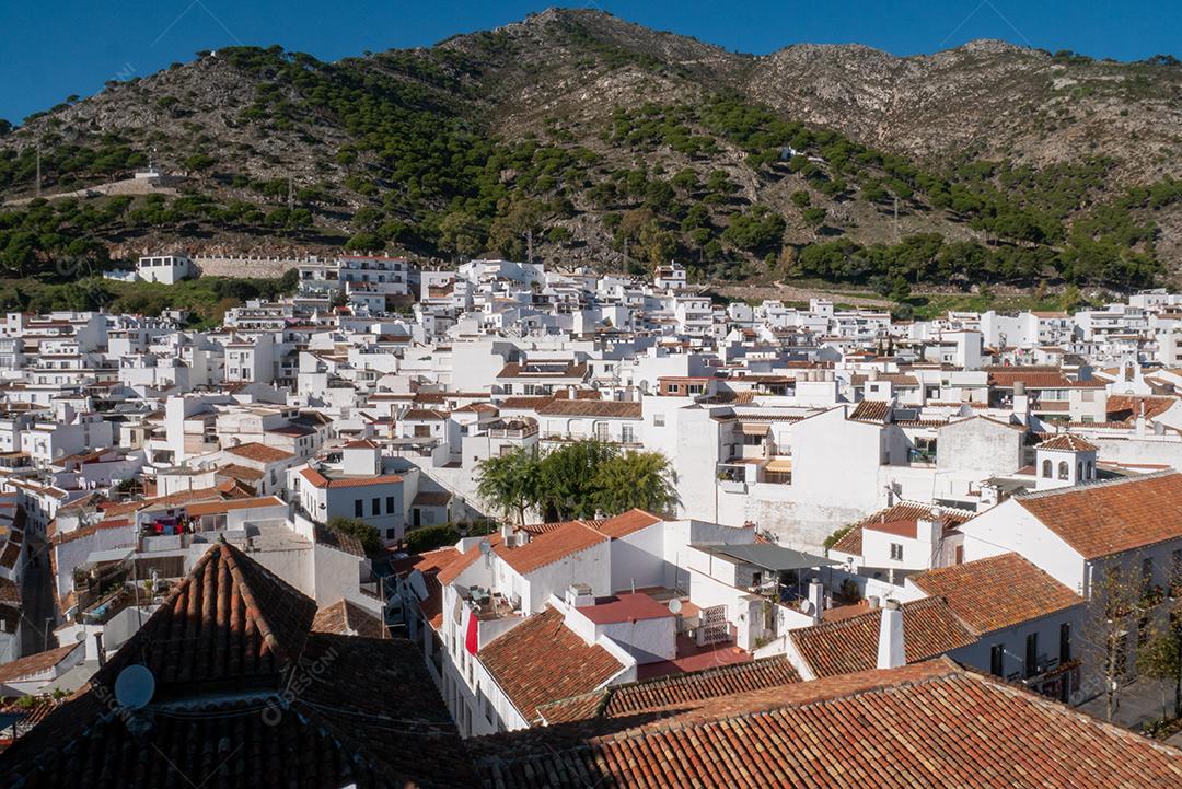 Vista panorâmica do topo da vila de Mijas