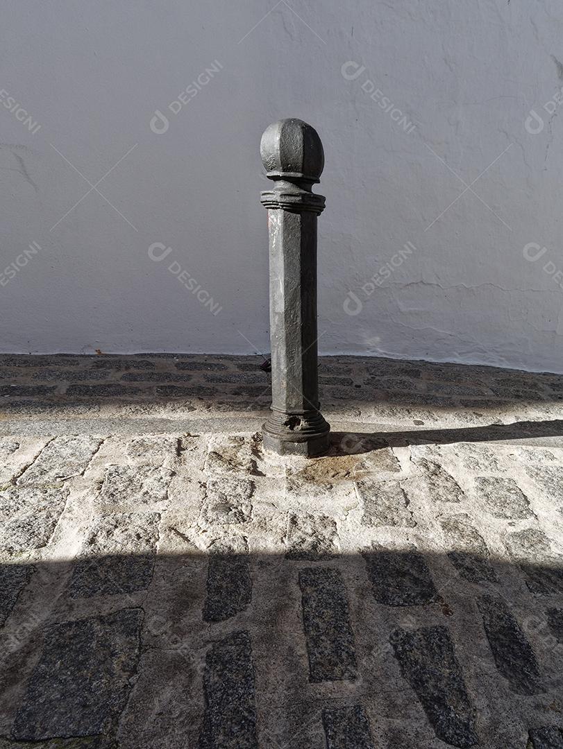 Vista do Post nas ruas da vila de Mijas, Espanha