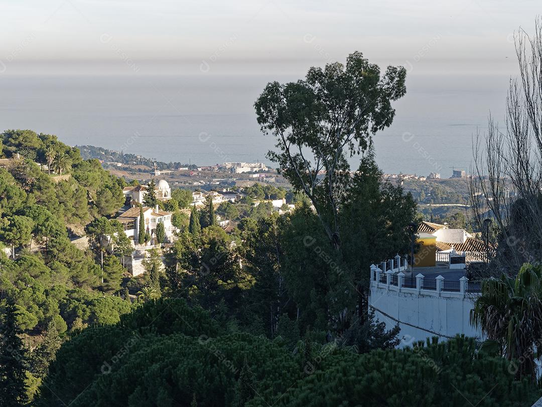 Vista de alto ângulo da vila de Mijas, Espanha