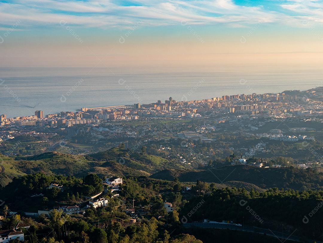 Vista panorâmica da cidade de Málaga, Espanha.