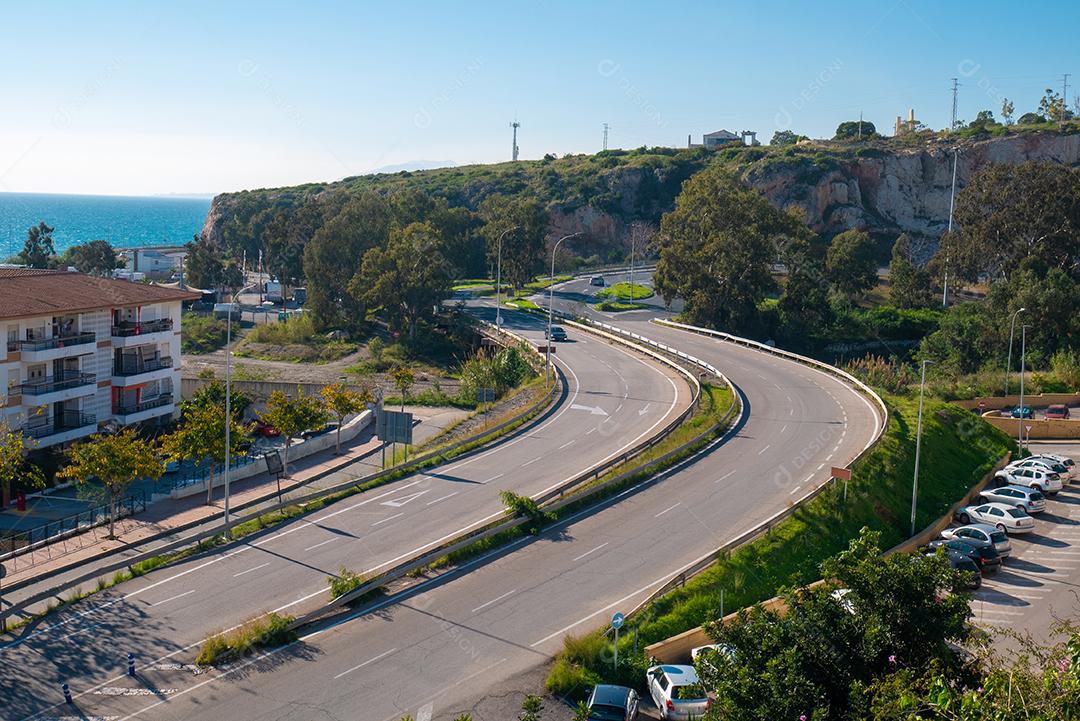 Vista panorâmica do topo do bairro la cala em málaga.