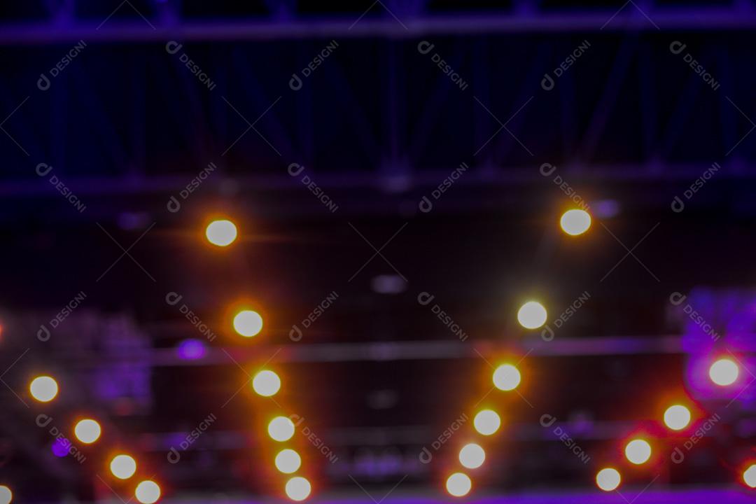 evento com holofotes