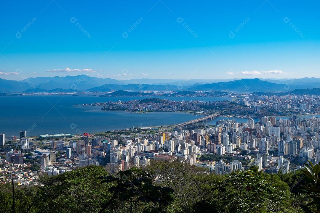 Vista aérea da cidade de Florianópolis Santa Catarina Brasil.