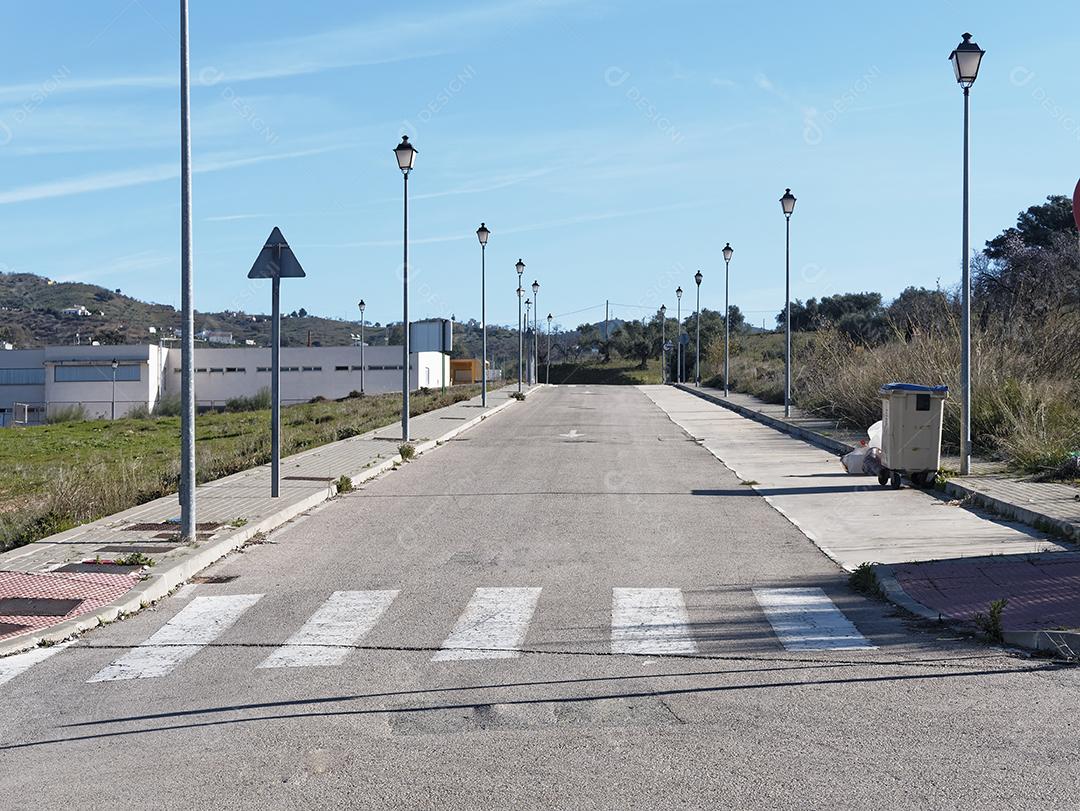 Vista urbana das ruas da cidade de antequera.