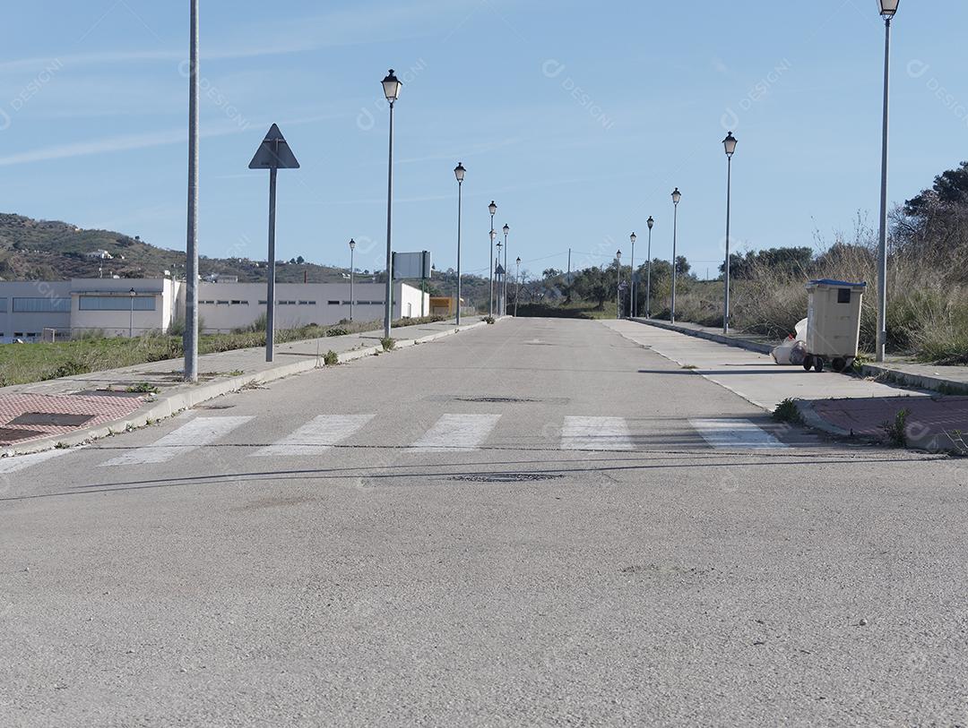 Vista urbana das ruas da cidade de antequera.