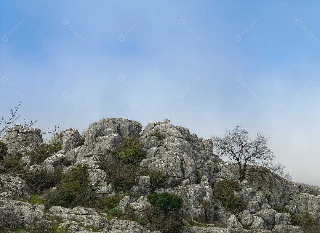 Vista do Parque Natural El Torcal de Antequera da formação rochosa.
