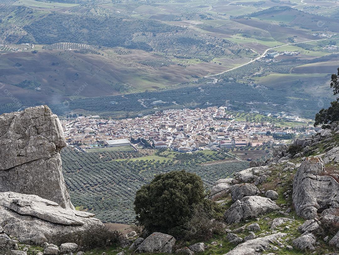 Vista aérea do topo da cidade de Antequera na Espanha