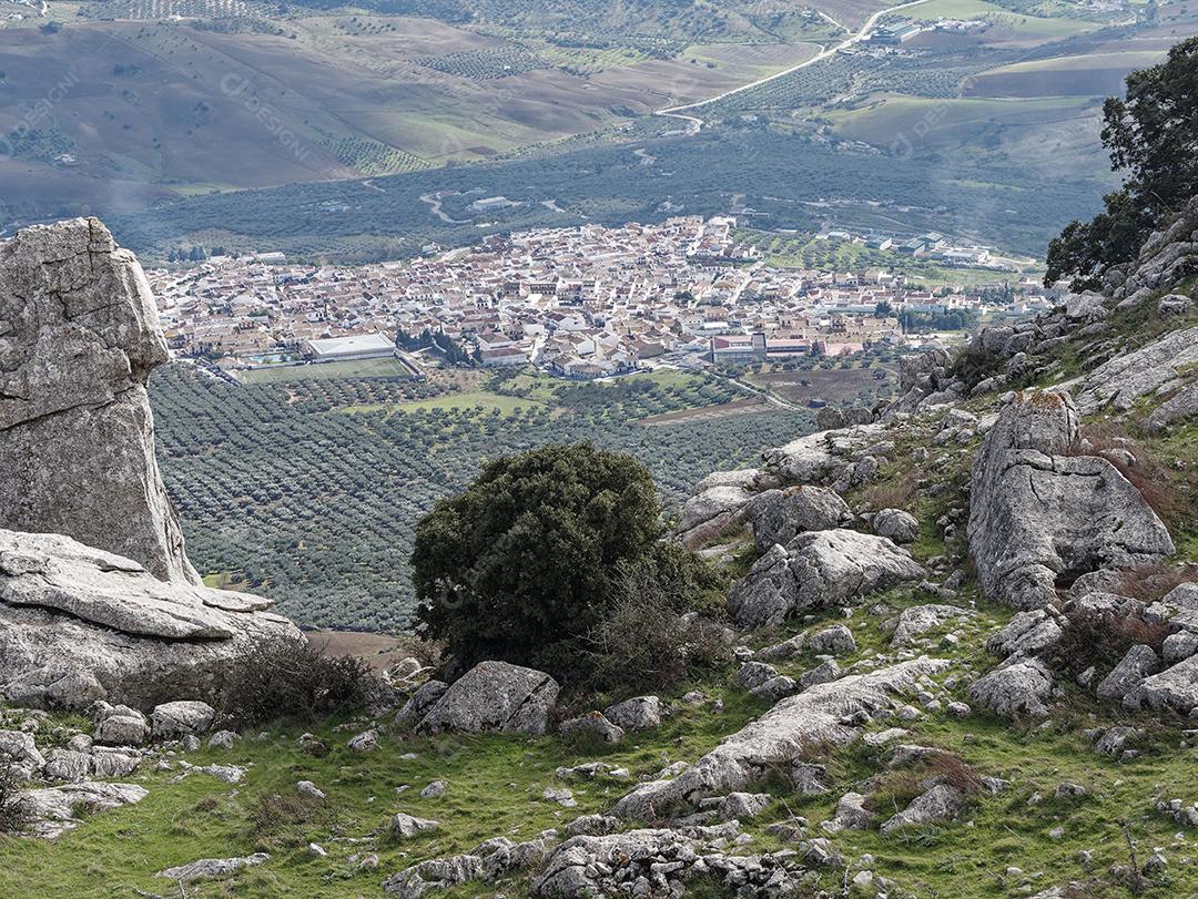 Vista aérea do topo da cidade de Antequera na Espanha