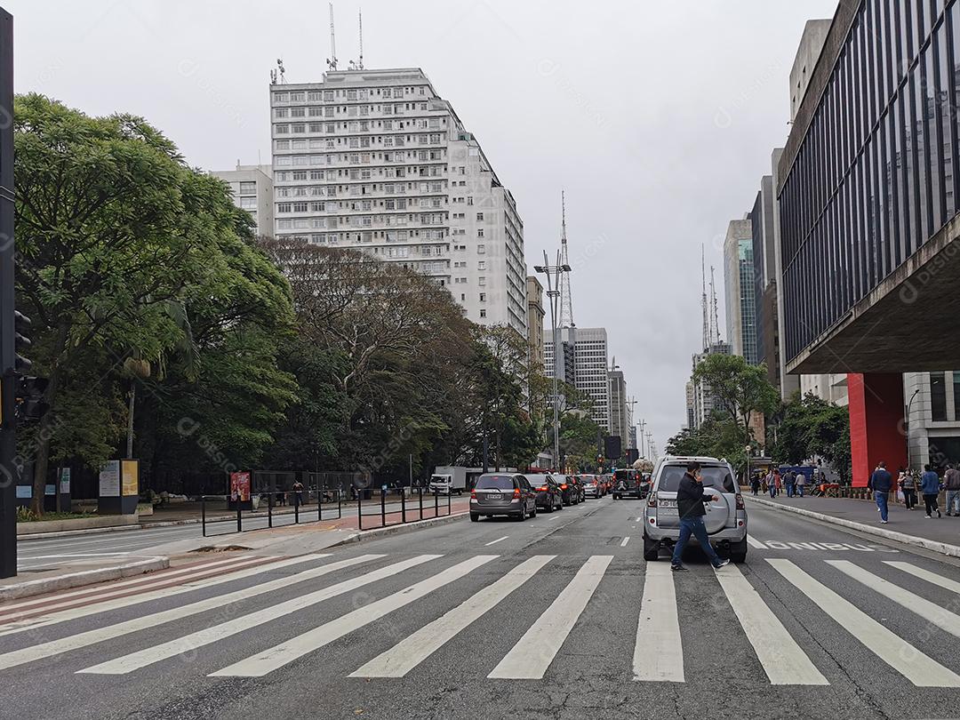 O novo normal na avenida Paulista em São Paulo..