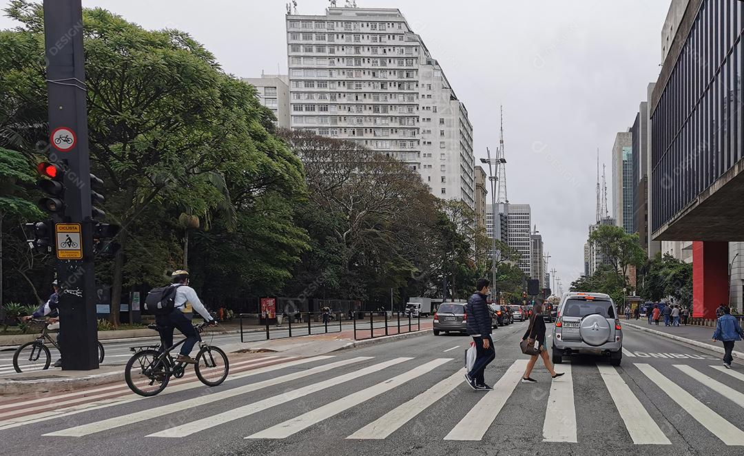 O novo normal na avenida Paulista em São Paulo..