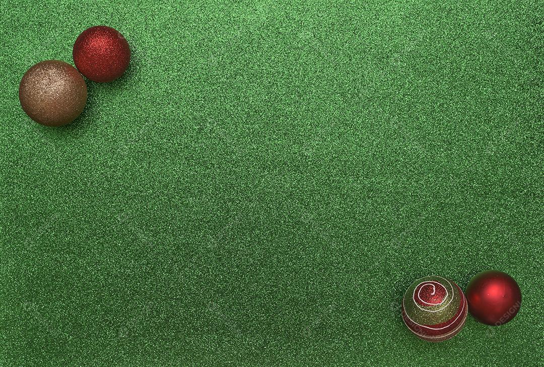 Vista superior do fundo de Natal com bolas de Natal nas laterais