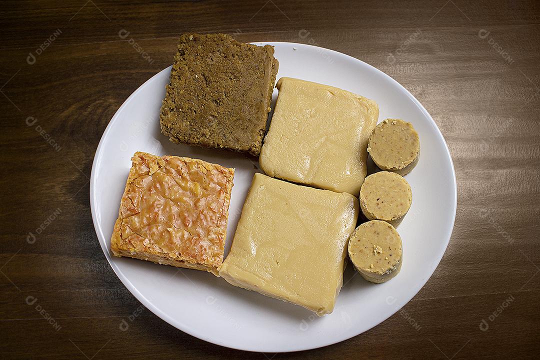 Doces típicos da festa junina brasileira