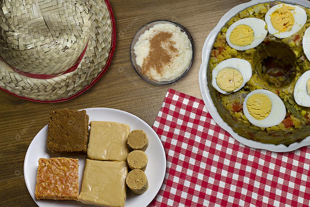 Comidas e doces típicos da festa junina brasileira