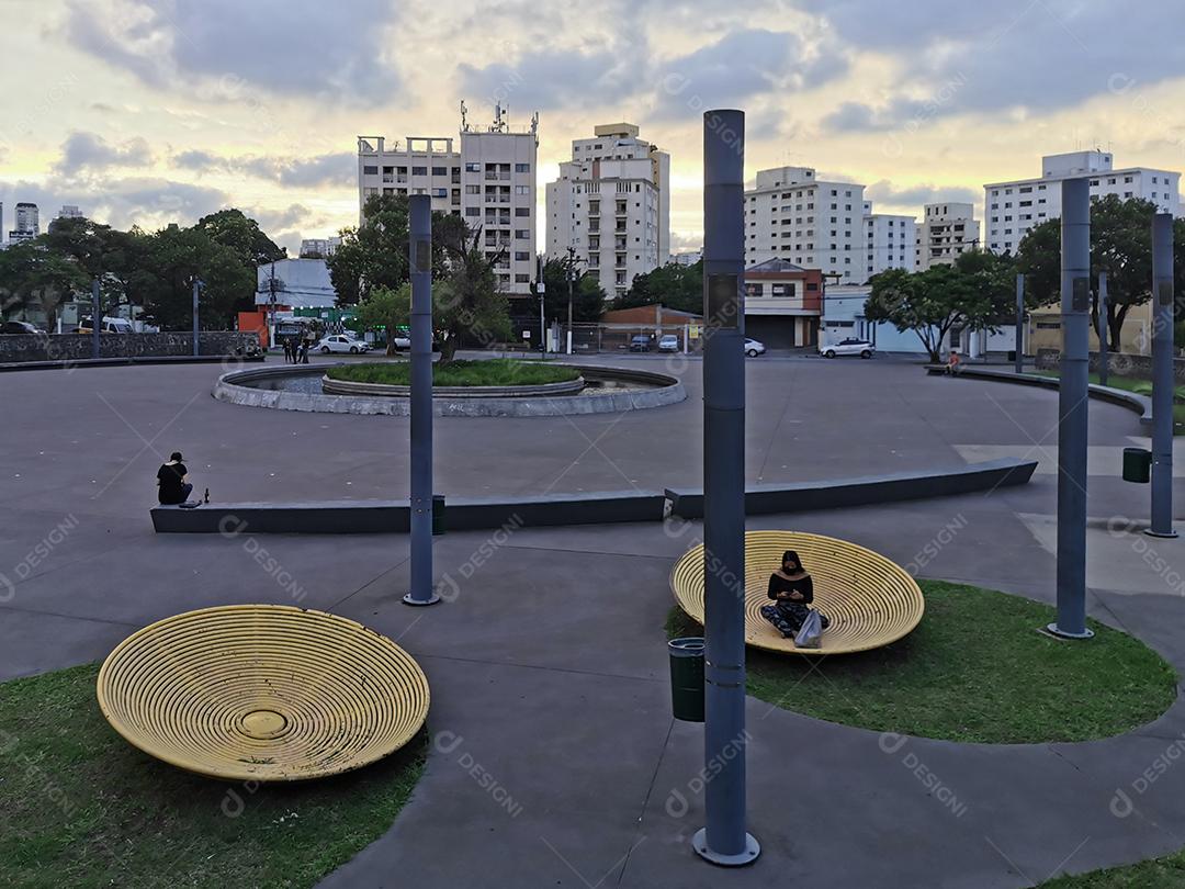 O novo normal no Memorial 17 de Julho próximo ao aeroporto de Congonhas.