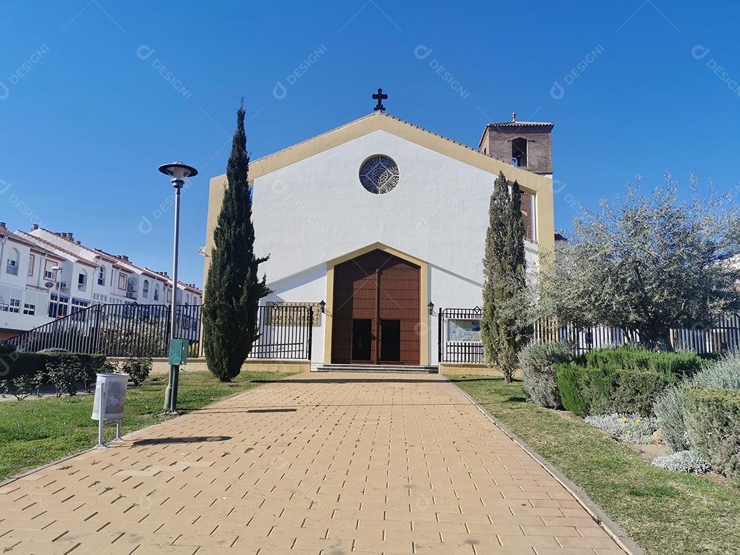 Málaga, Espanha - 26 de fevereiro de 2021: Vista de uma igreja católica em Málaga..