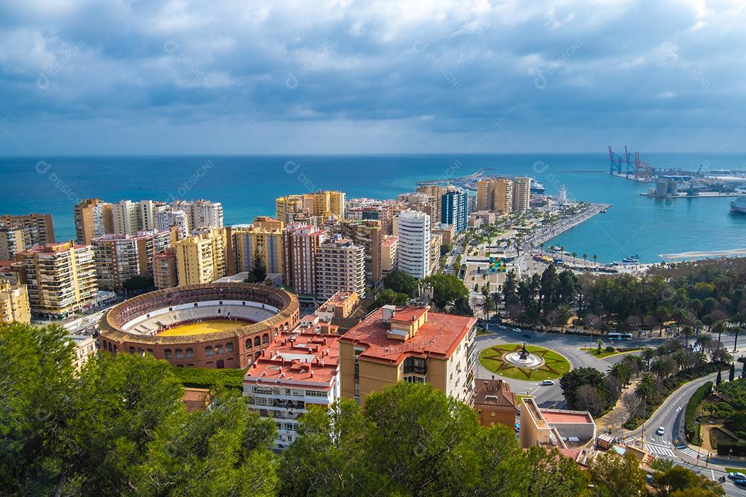 Vista de alto ângulo da arena de touradas em Málaga