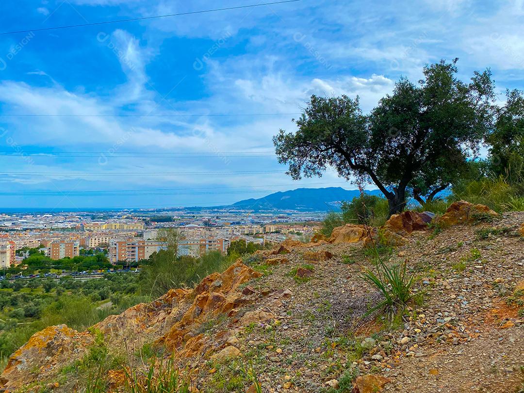 Vista de alto ângulo do bairro Teatinos em Málaga.