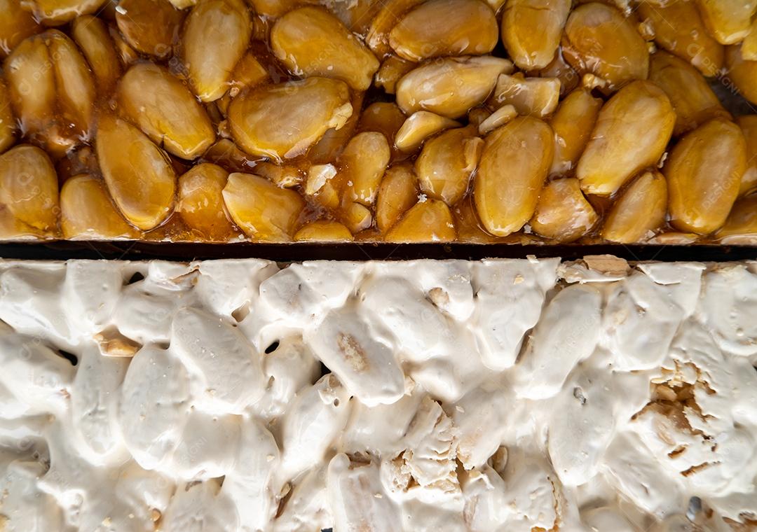 Full Frame de 2 tipos diferentes de Turrones espanhóis.