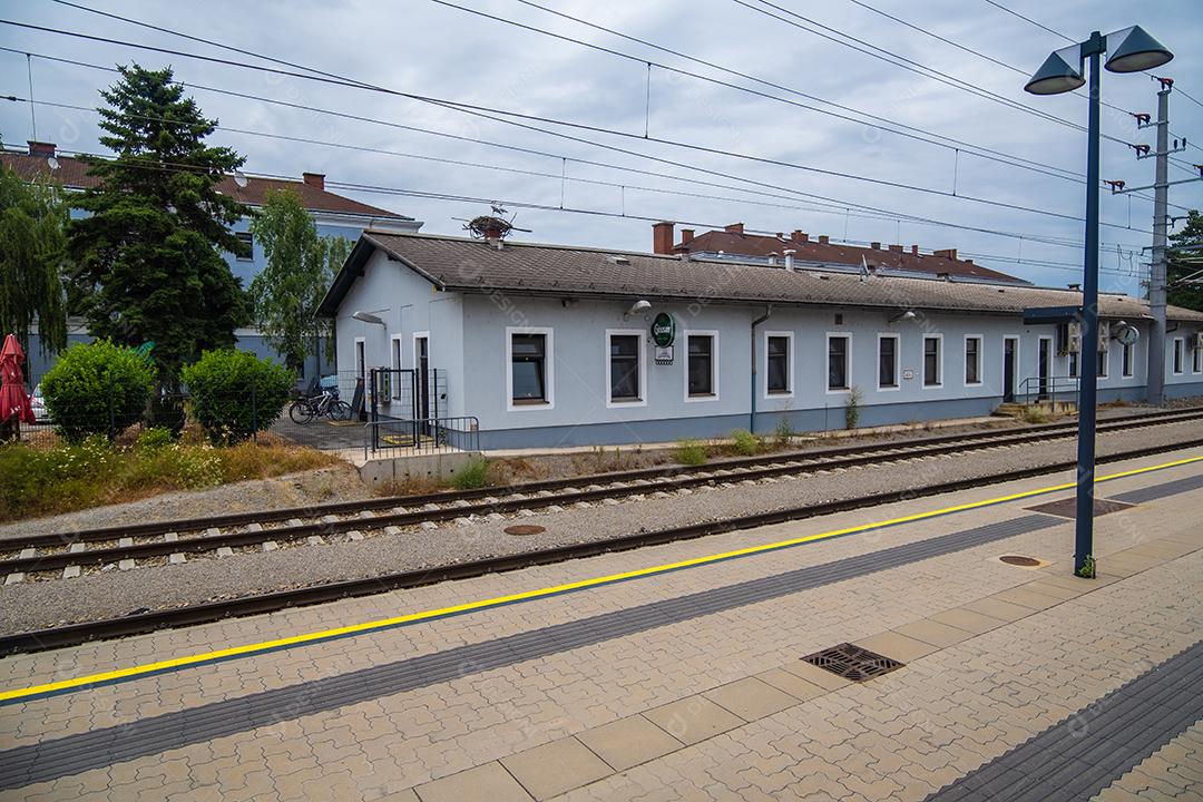 Vista da Estação Ferroviária na Áustria.