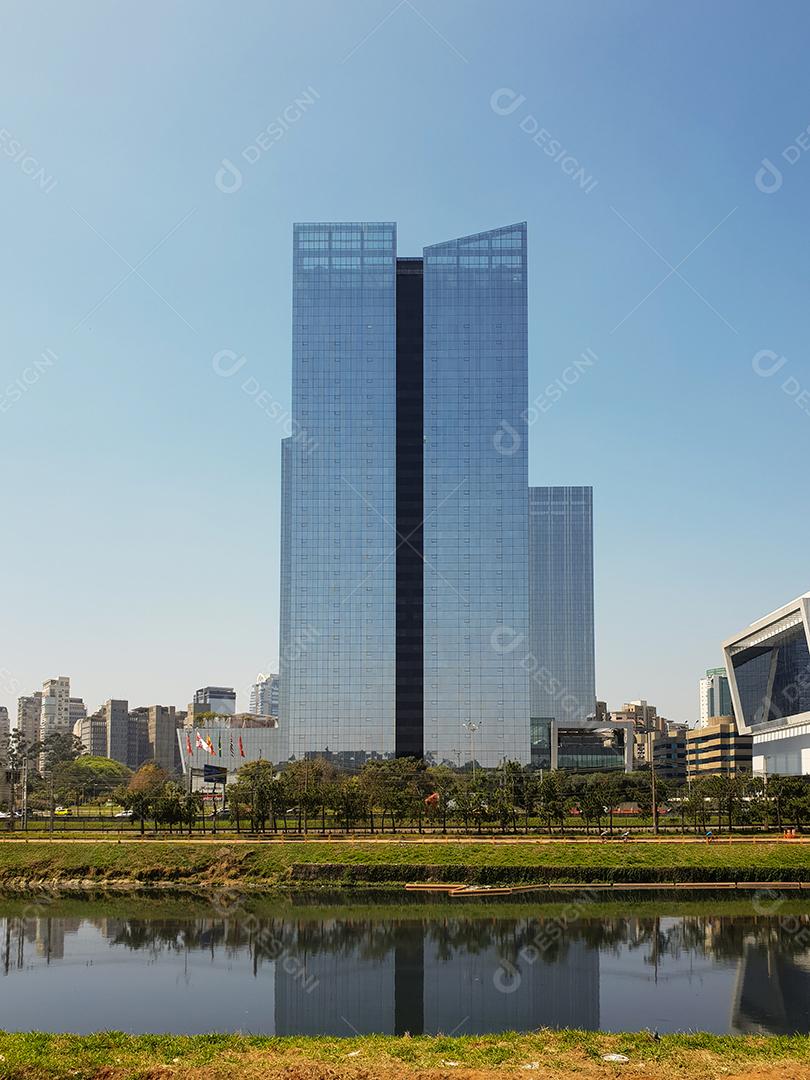 Vista da Marginal Pinheiros e Ciclovias