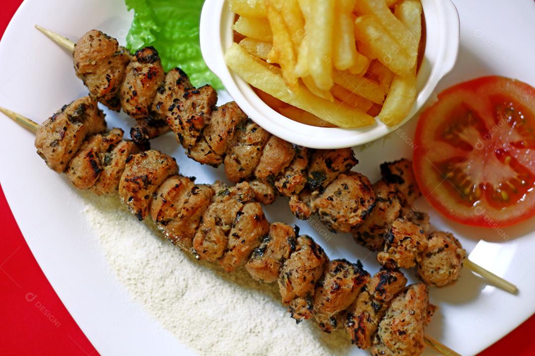 Prato de comida hurrasquinho churrasco churrascarias restaurante