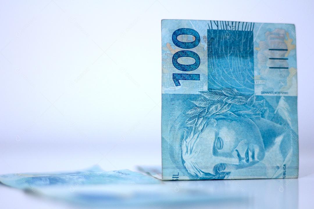 Dinheiro Brasileiro Notas de 100 Reais cedulas