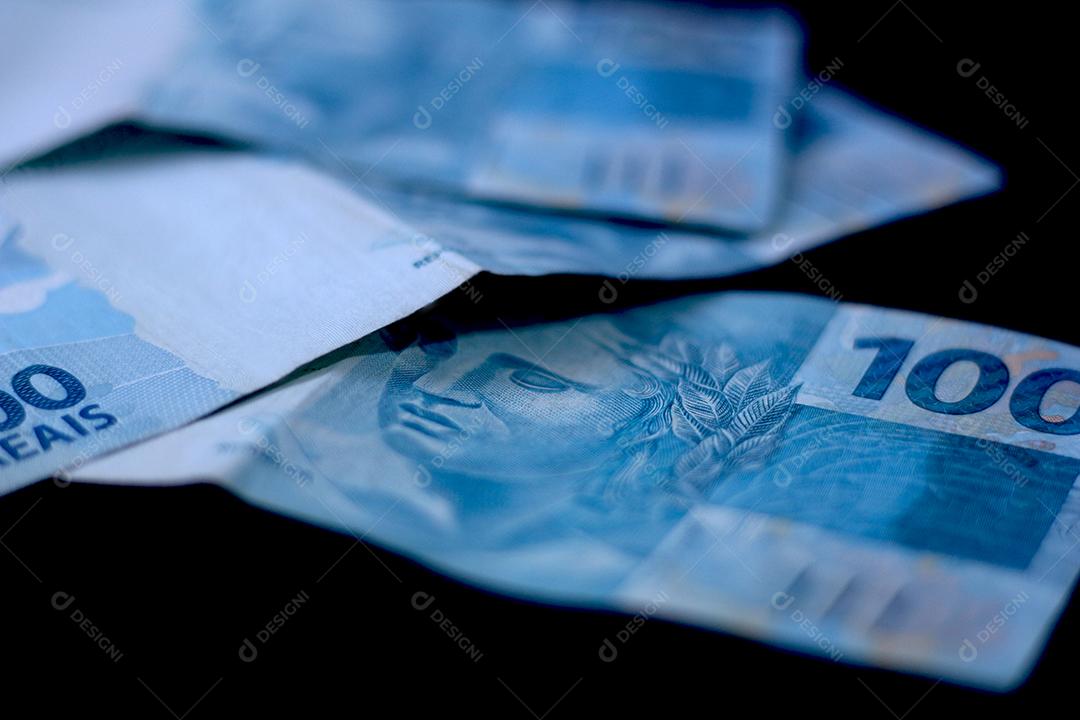 Dinheiro Brasileiro Notas de 100 Reais cedulas