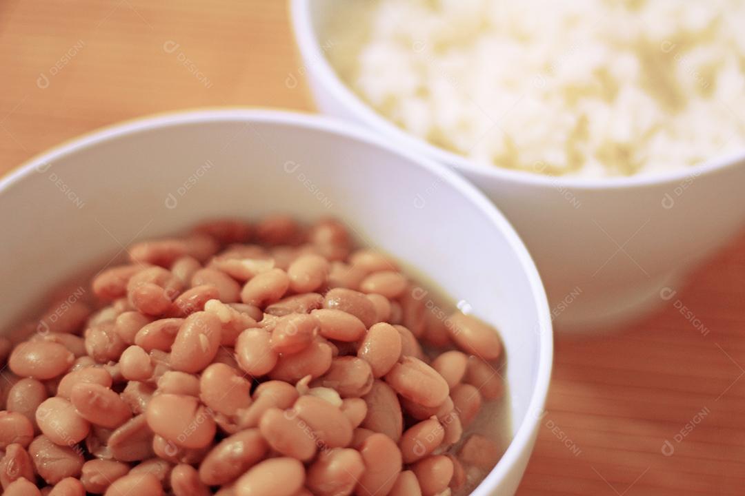 arroz e feijão comida brasileira