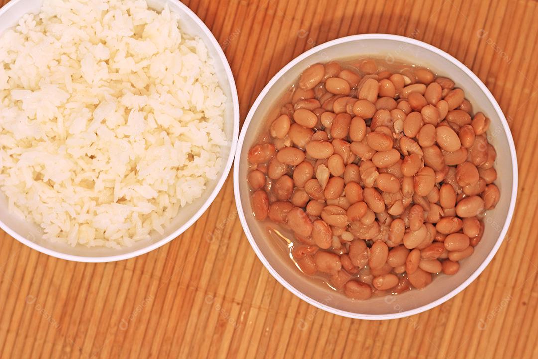 Prato de Comida Típica Brasileira PNG Transparente