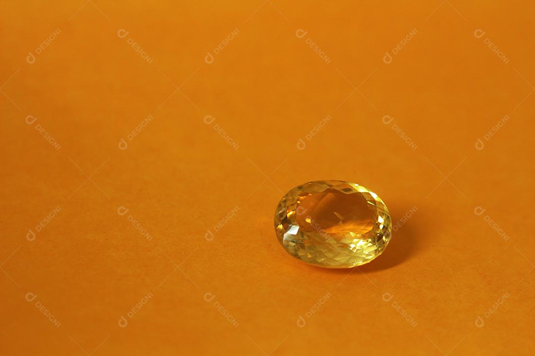 Cristais pedras jóias jóialheirias