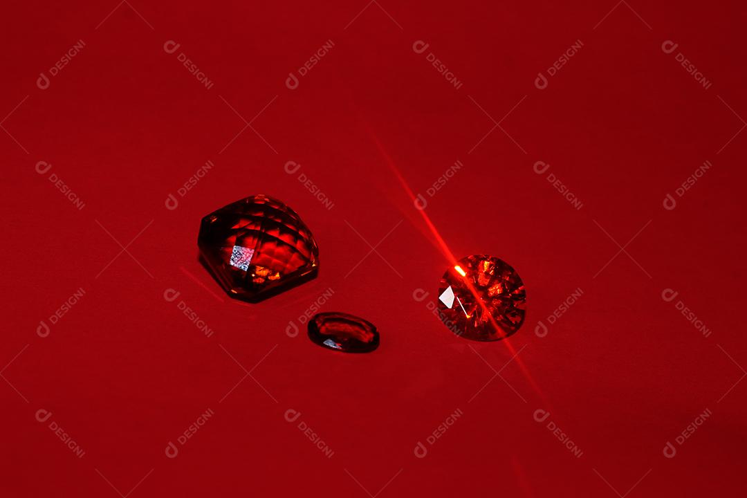 Pedras jóias cirstais jóialheirias