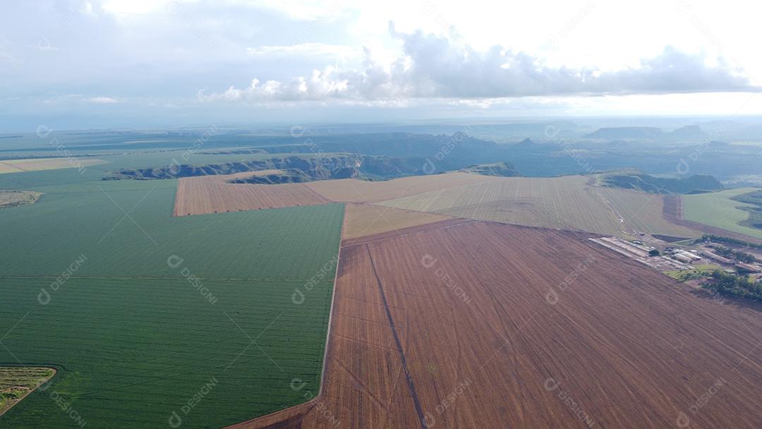 Imagem aérea de linda fazenda