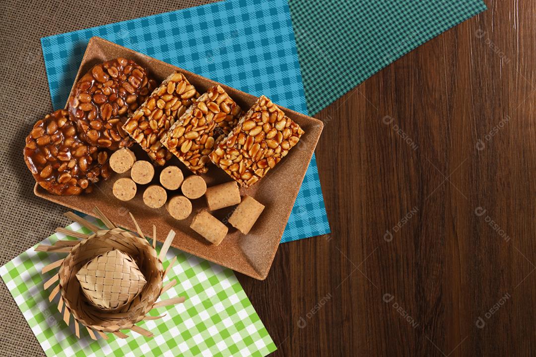 Grupo alimentar da Festa Junina, uma festa típica brasileira em amarelo