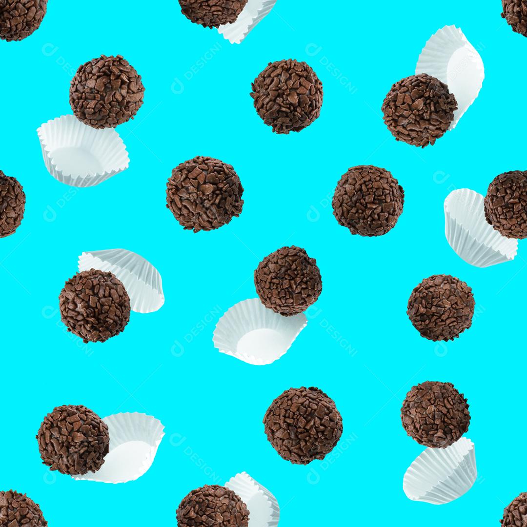 Brigadeiro, um doce de chocolate tradicional brasileiro. Contínuo