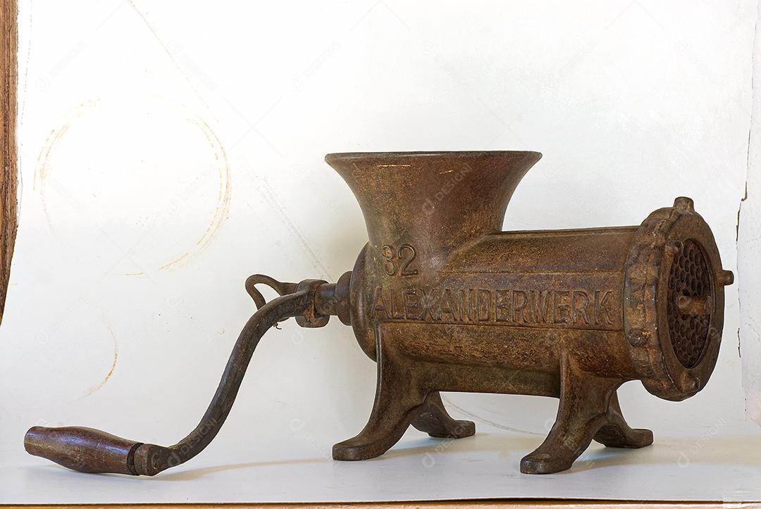 Moedor Antigo de Carne