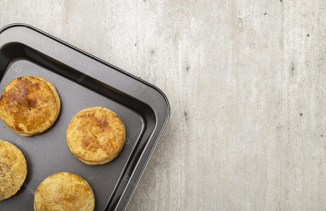 Tortas caseiras em uma assadeira