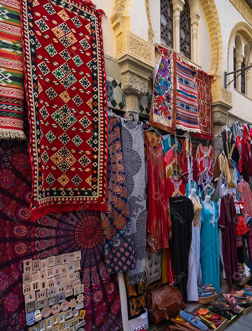 Vista do antigo mercado árabe de Alcaiceria.