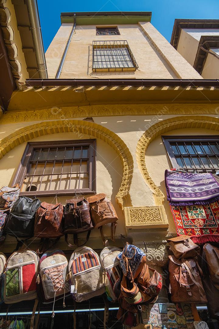 Vista do antigo mercado árabe de Alcaiceria.